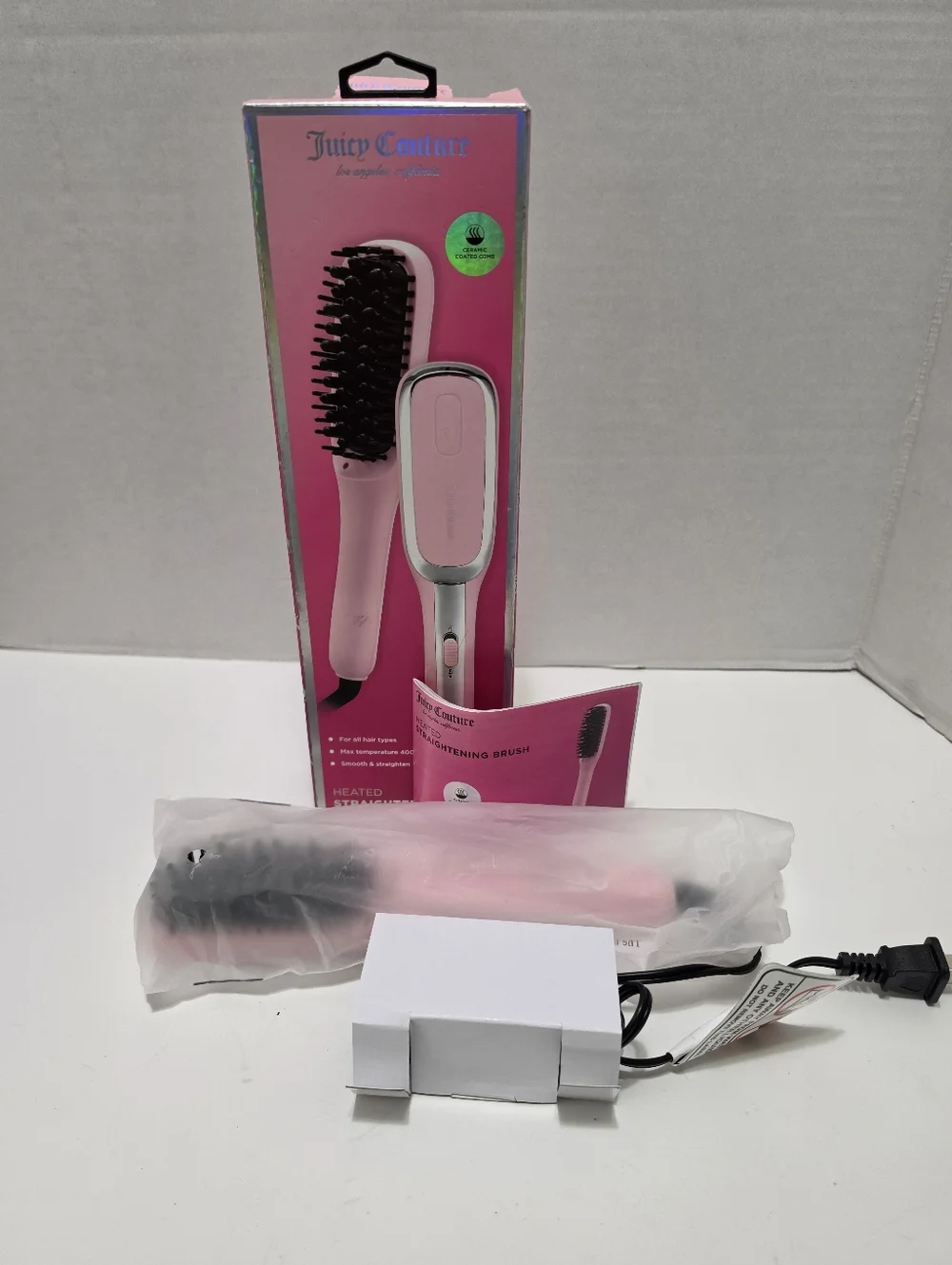 Juicy Couture Ceramic-Coated Heated Straightening‎ Brush NIB
